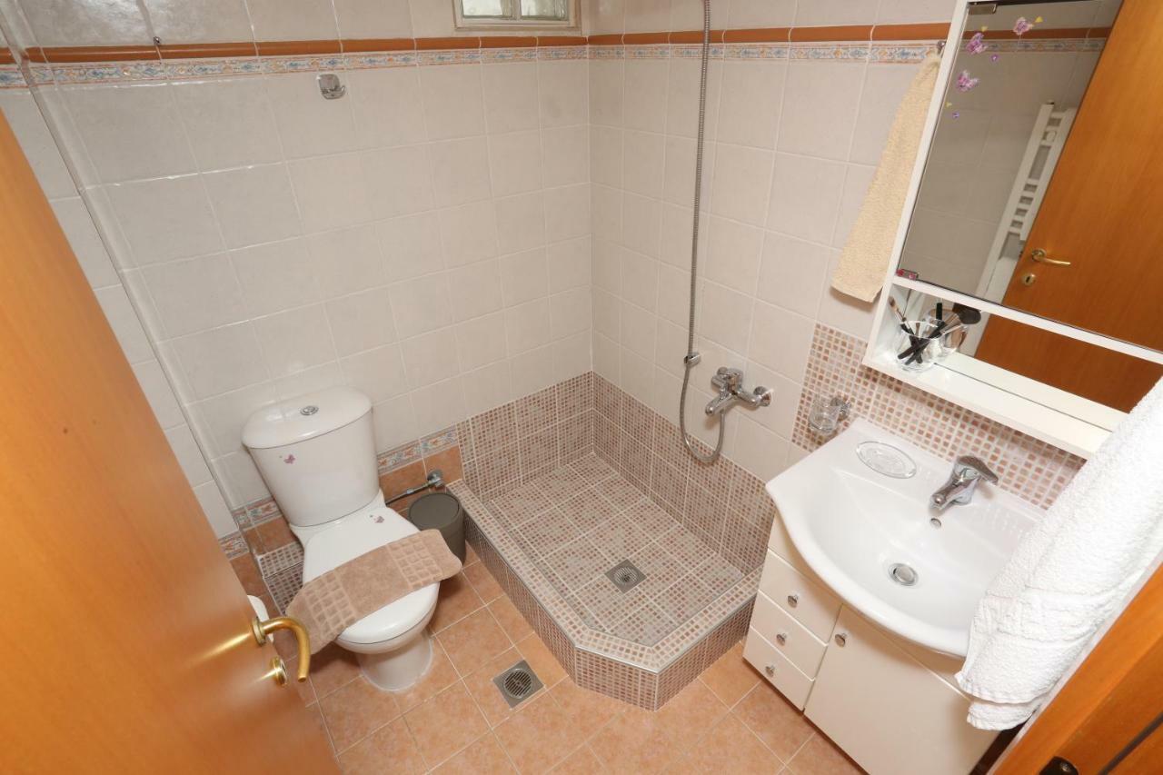 Kastoria Apartments โปไลโครโน ภายนอก รูปภาพ