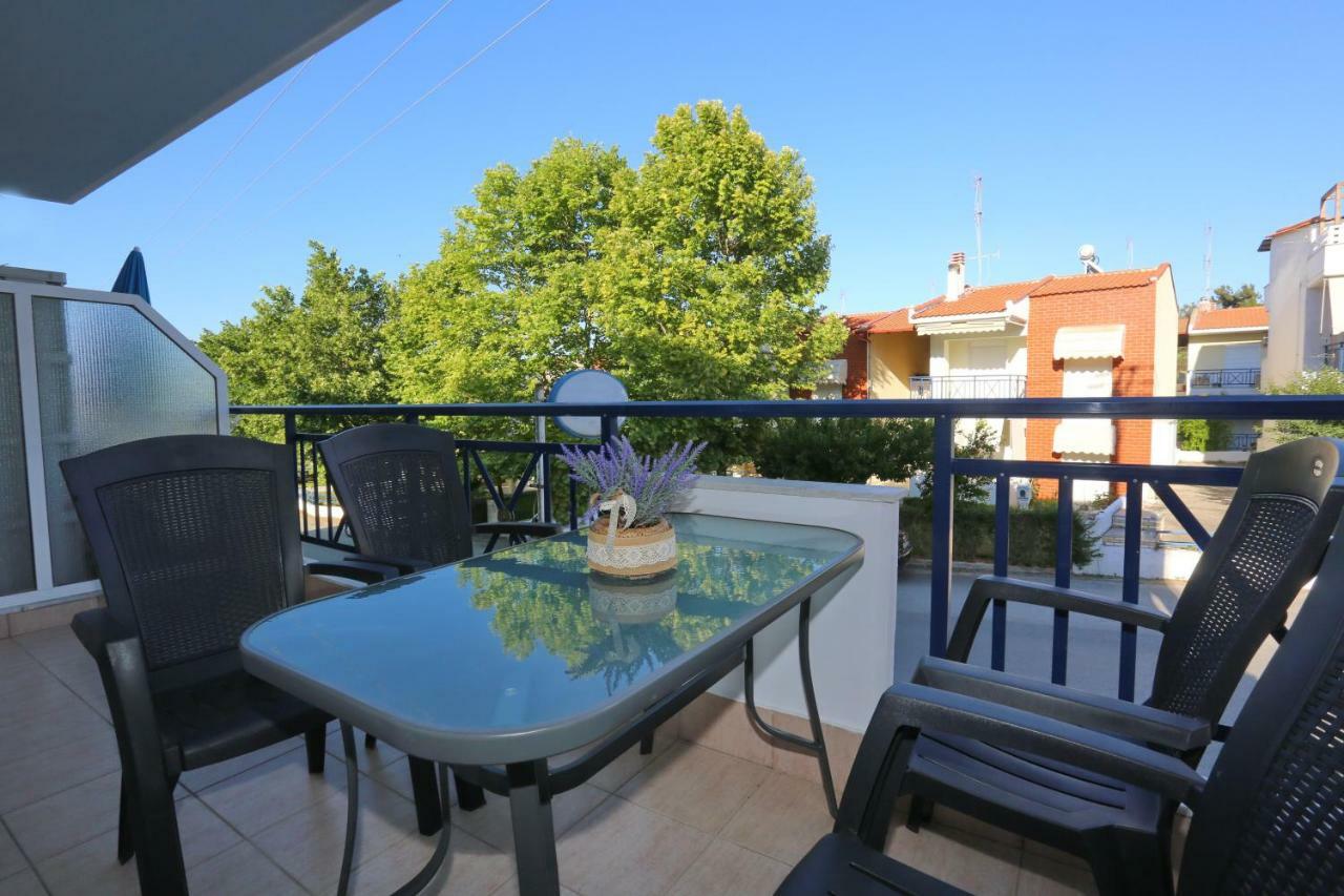 Kastoria Apartments โปไลโครโน ภายนอก รูปภาพ